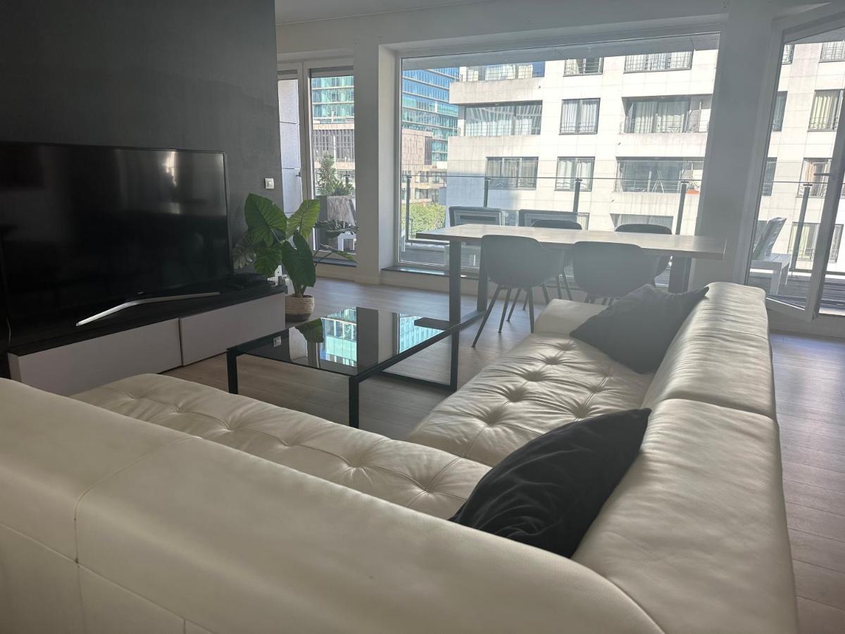 3 Bedroom Apartment In City Center With Balcony View Brussels Ngoại thất bức ảnh